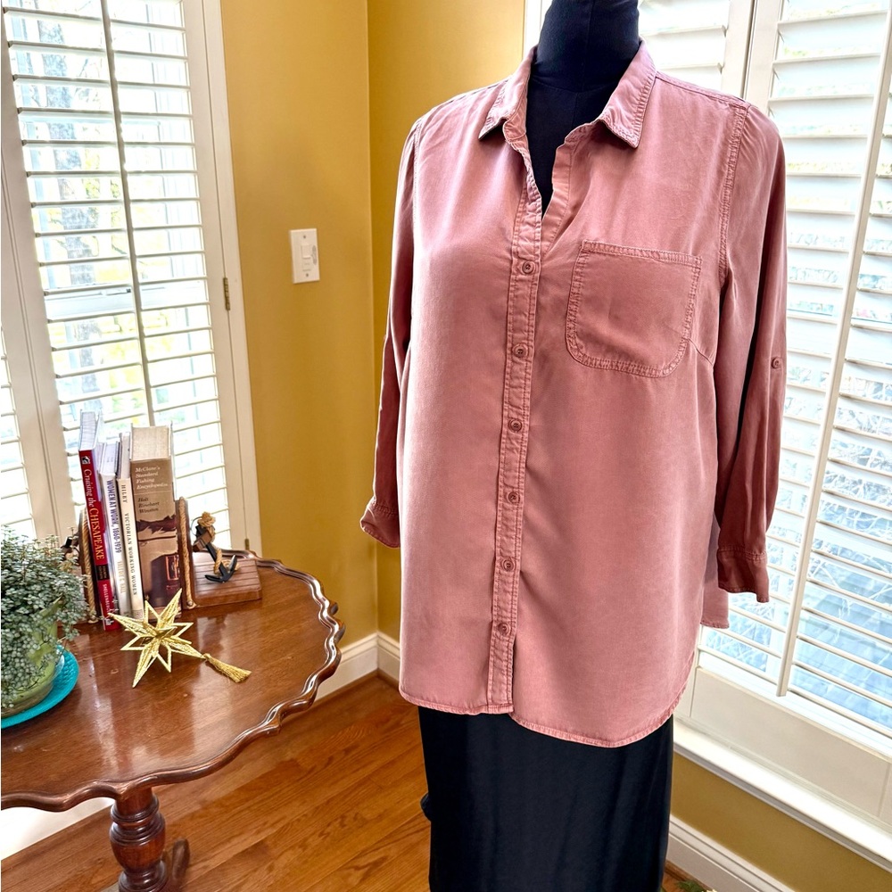 Velvet Heart Rose colored Button-Down Camp Shirt